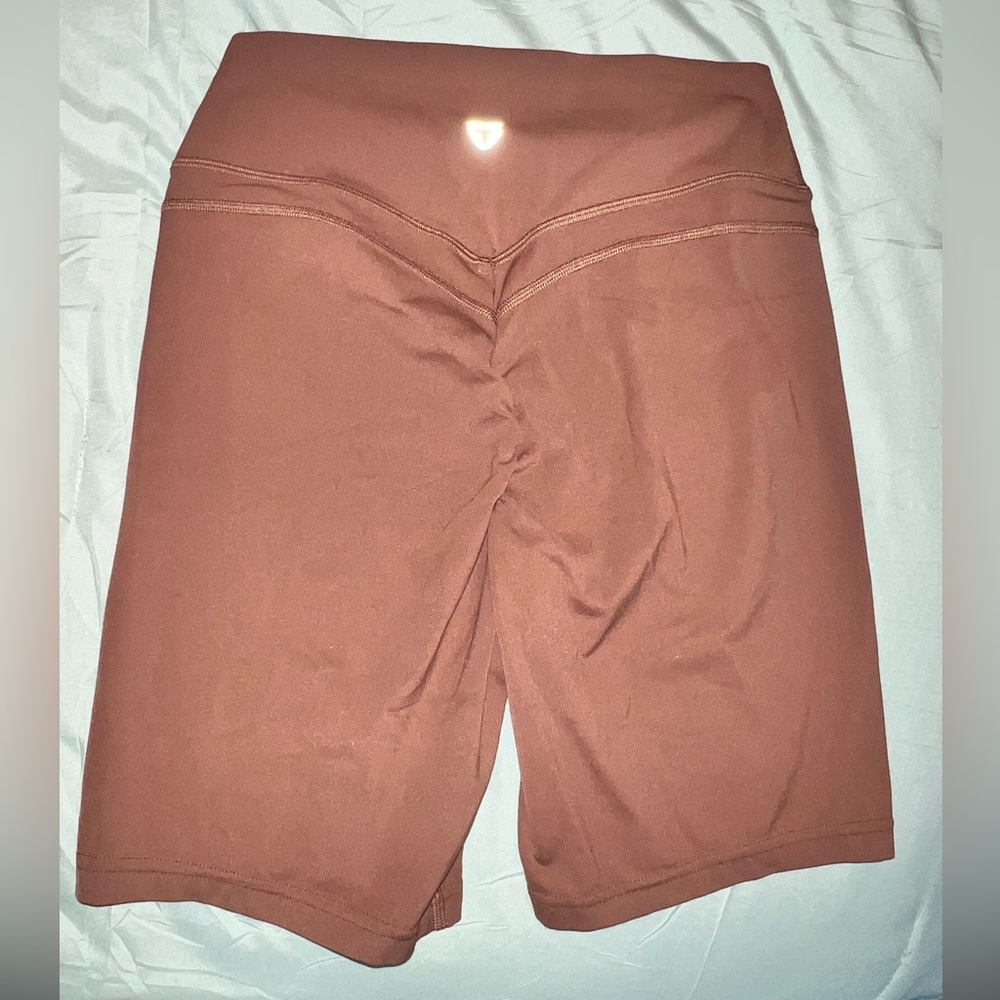 TomTiger Size Medium workout shorts